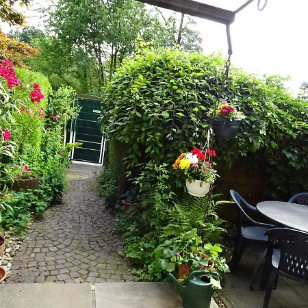 Im Gruenen Mit Balkon Daire Herdecke