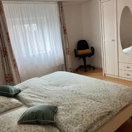 Im Grünen Mit Balkon Apartamento