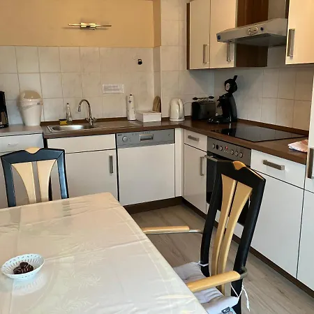 Im Gruenen Mit Balkon 公寓