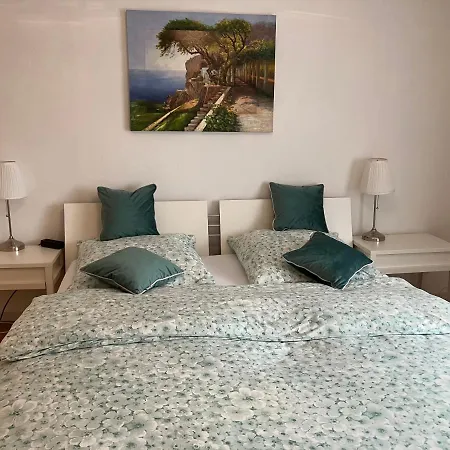 Apartment Im Gruenen Mit Balkon Herdecke