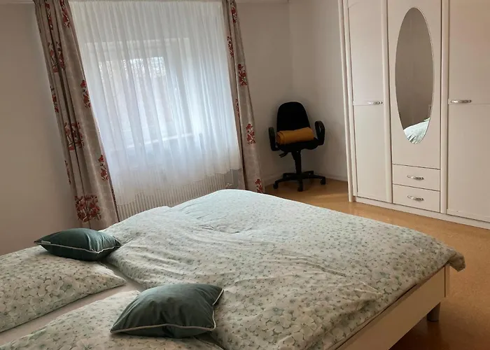 Im Gruenen Mit Balkon Appartement