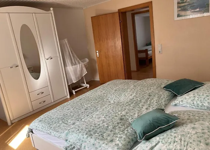 Im Gruenen Mit Balkon Appartement