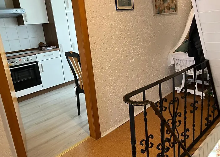 Im Gruenen Mit Balkon *